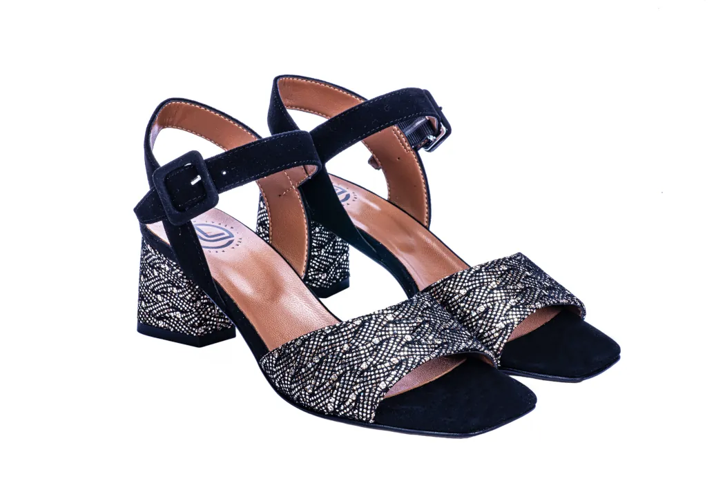 Elegant women's sandals in leather and gold glittered fabric, black color, medium heel, 50 mm