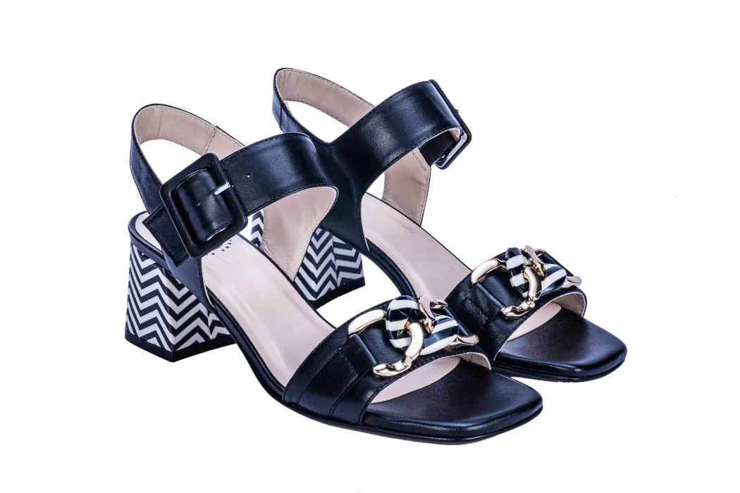 Elegant women's leather sandals, black color, in nappa, medium heel, 50 mm